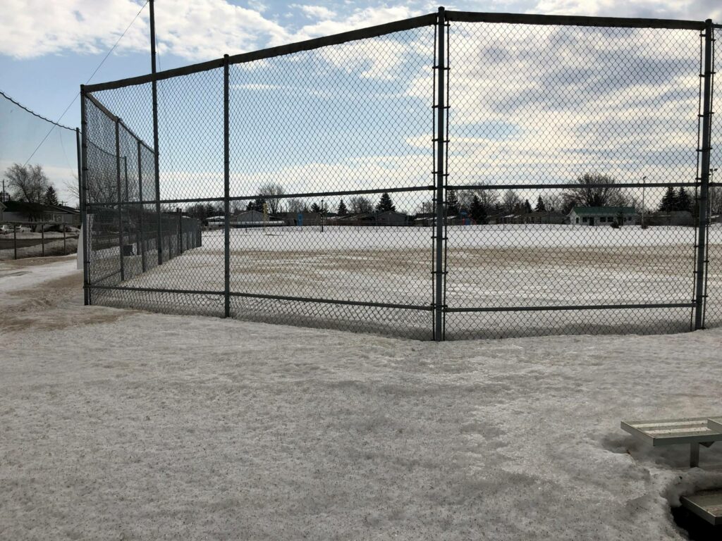 Longueuil : sept terrains de baseball mis aux normes