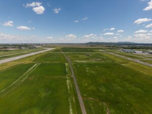 Aéroport métropolitain de Montréal : un sondage Léger en faveur de l’expansion