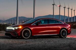 Au tour de Mercedes-Benz de se joindre à la norme Tesla