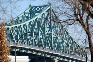 Feux d’artifice : huit dates à connaître pour la fermeture du pont Jacques-Cartier