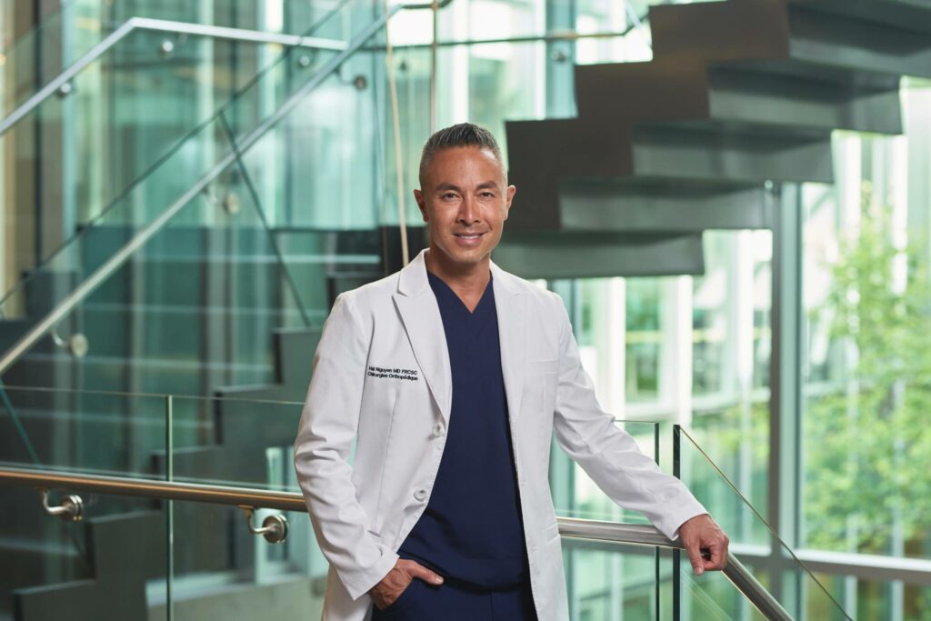 Quand un robot peut aider aux opérations du genou…