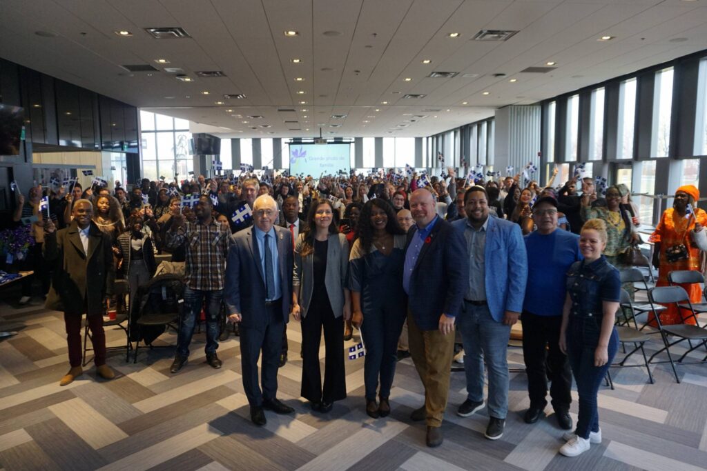 Denis Trudel célèbre plus de 150 nouveaux citoyens