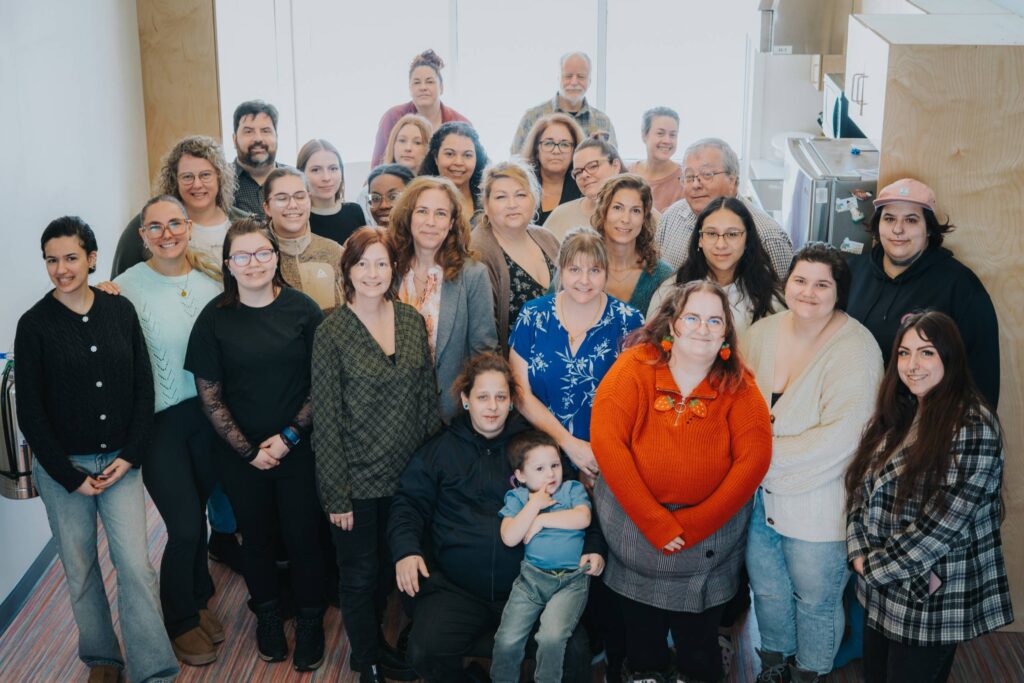 Programme d’aide aux jeunes mères : L’Envol honoré