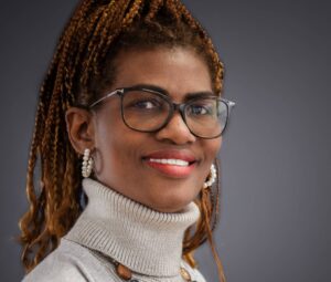 Vivre dans un pays en guerre : après l’exil, le besoin de raconter 