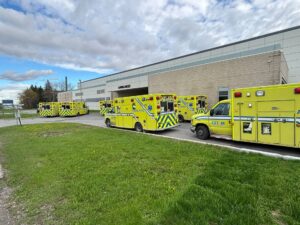 Les paramédics votent à 100% pour un mandat de grève