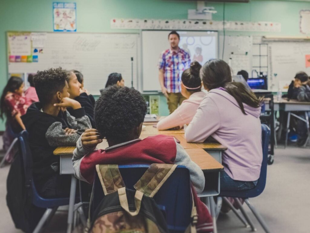 Année 2025-2026: au moins 38 M$ à couper au CSS Marie-Victorin 