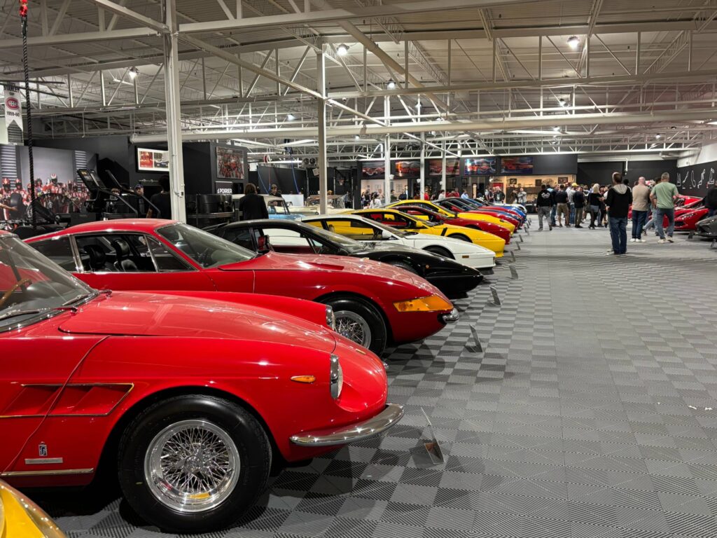 Expérience de rêve pour 51 jeunes : Luc Poirier ouvre son repère de voitures de luxe