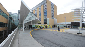 Hôpital Charles-Le Moyne: les équipes à l’urgence « fortement sollicitées »