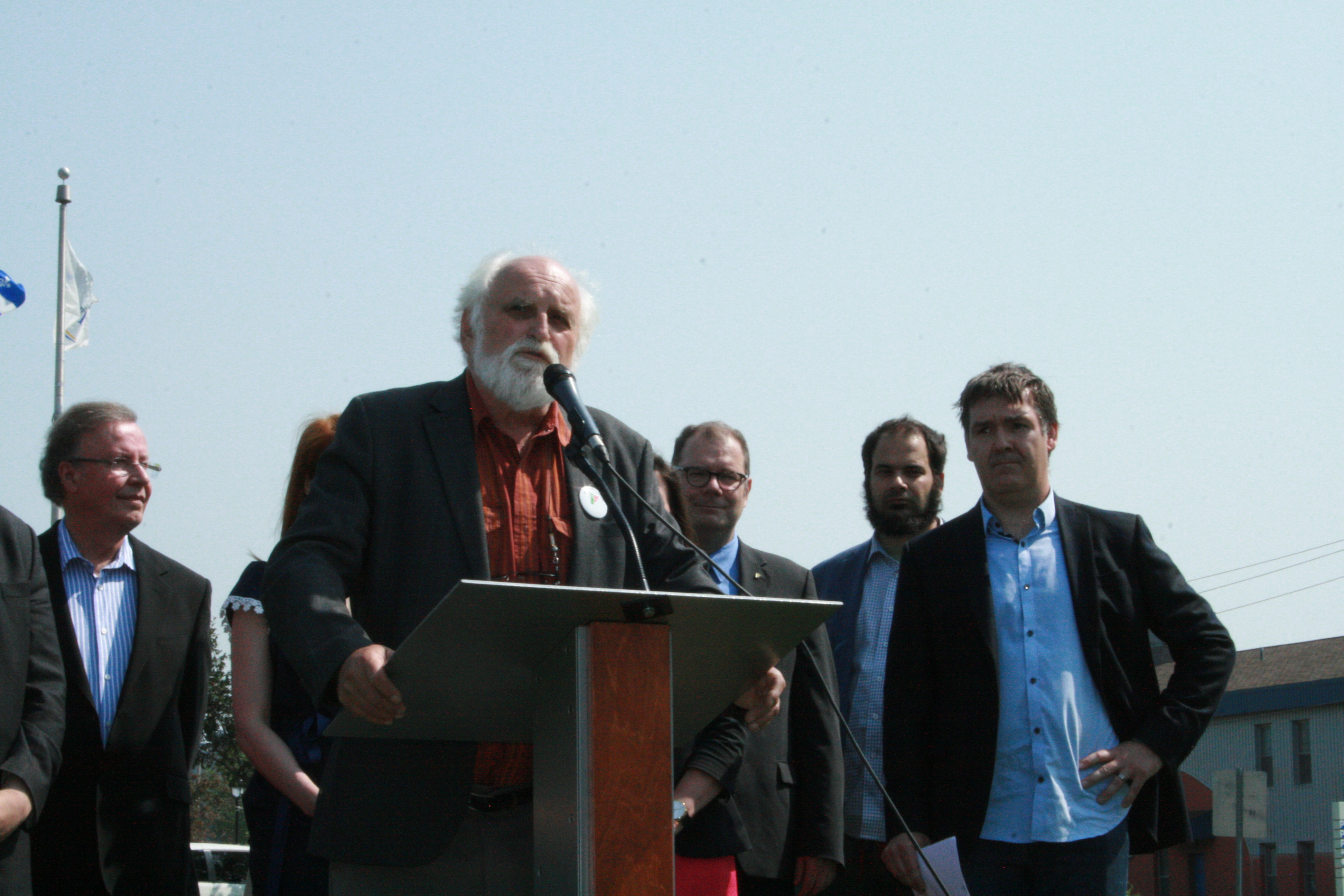 S&rsquo;attaquer à la «bilinguisation» des institutions publiques