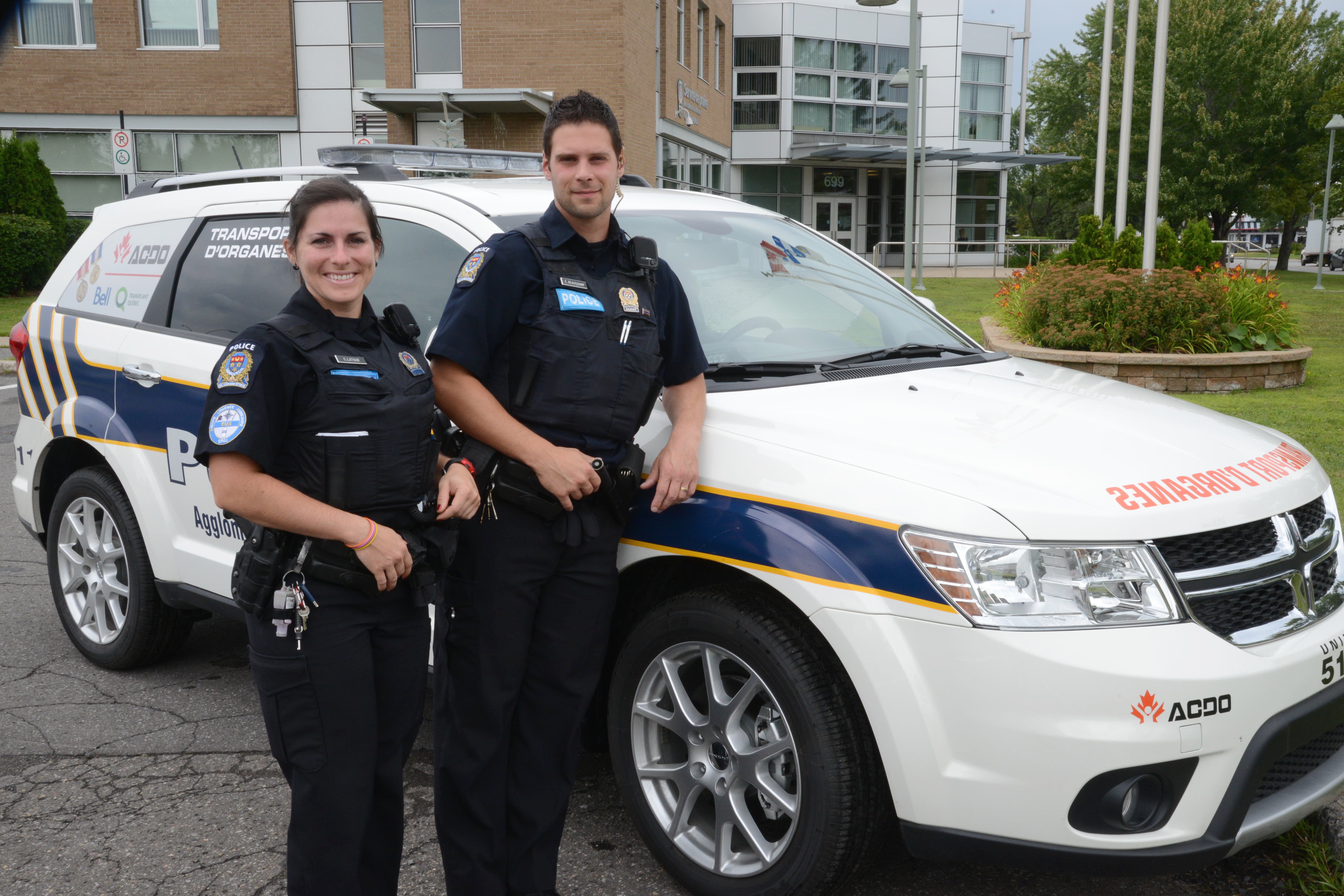 Elle rencontre le receveur du rein qu&rsquo;elle transporte