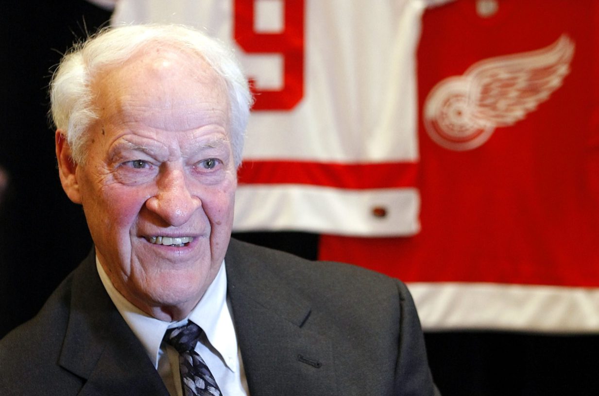 Le légendaire Gordie Howe, Monsieur Hockey, s’éteint à l’âge de 88 ans