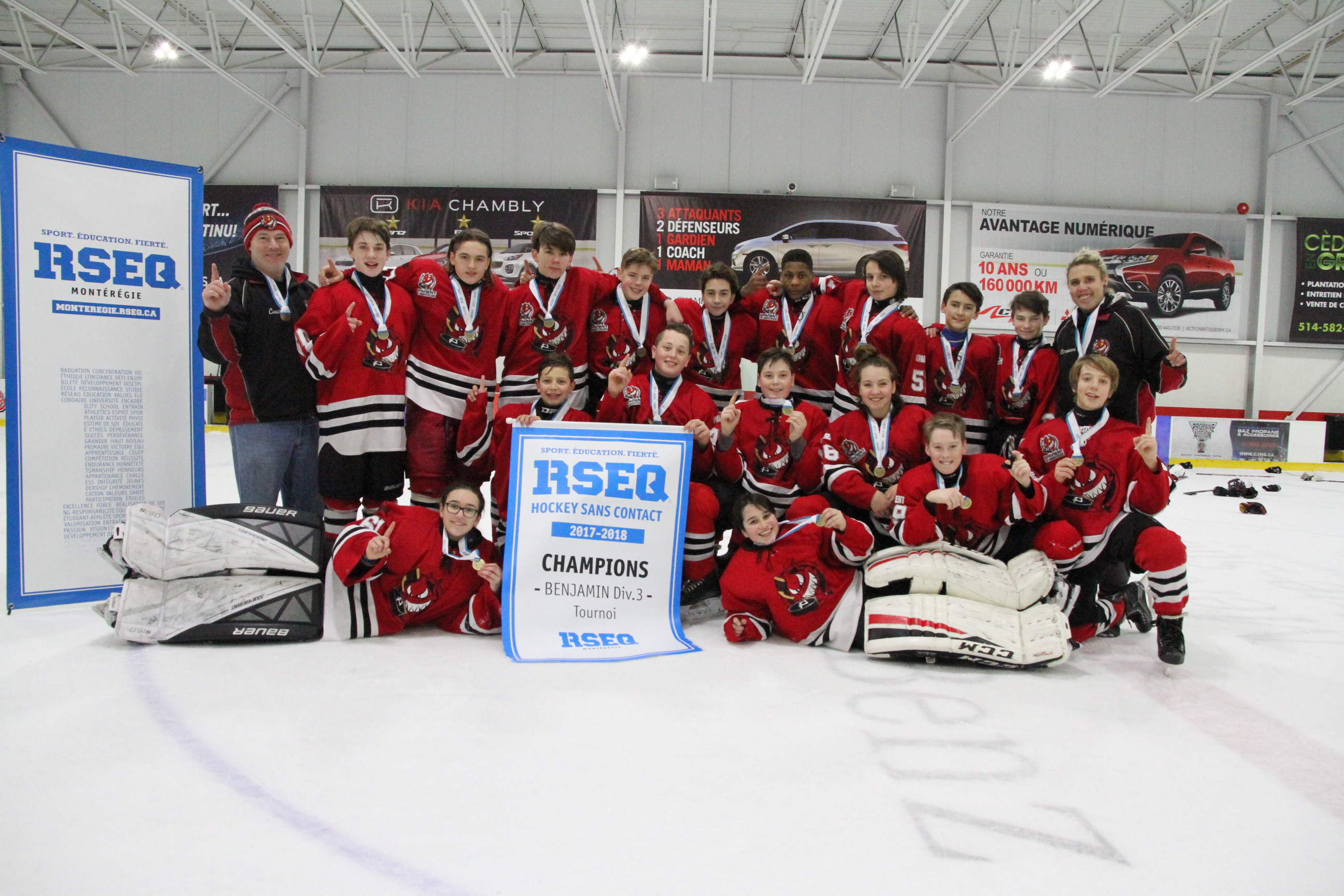 Mgr.-A.-M.-Parent sur le podium deux fois plutôt qu’une