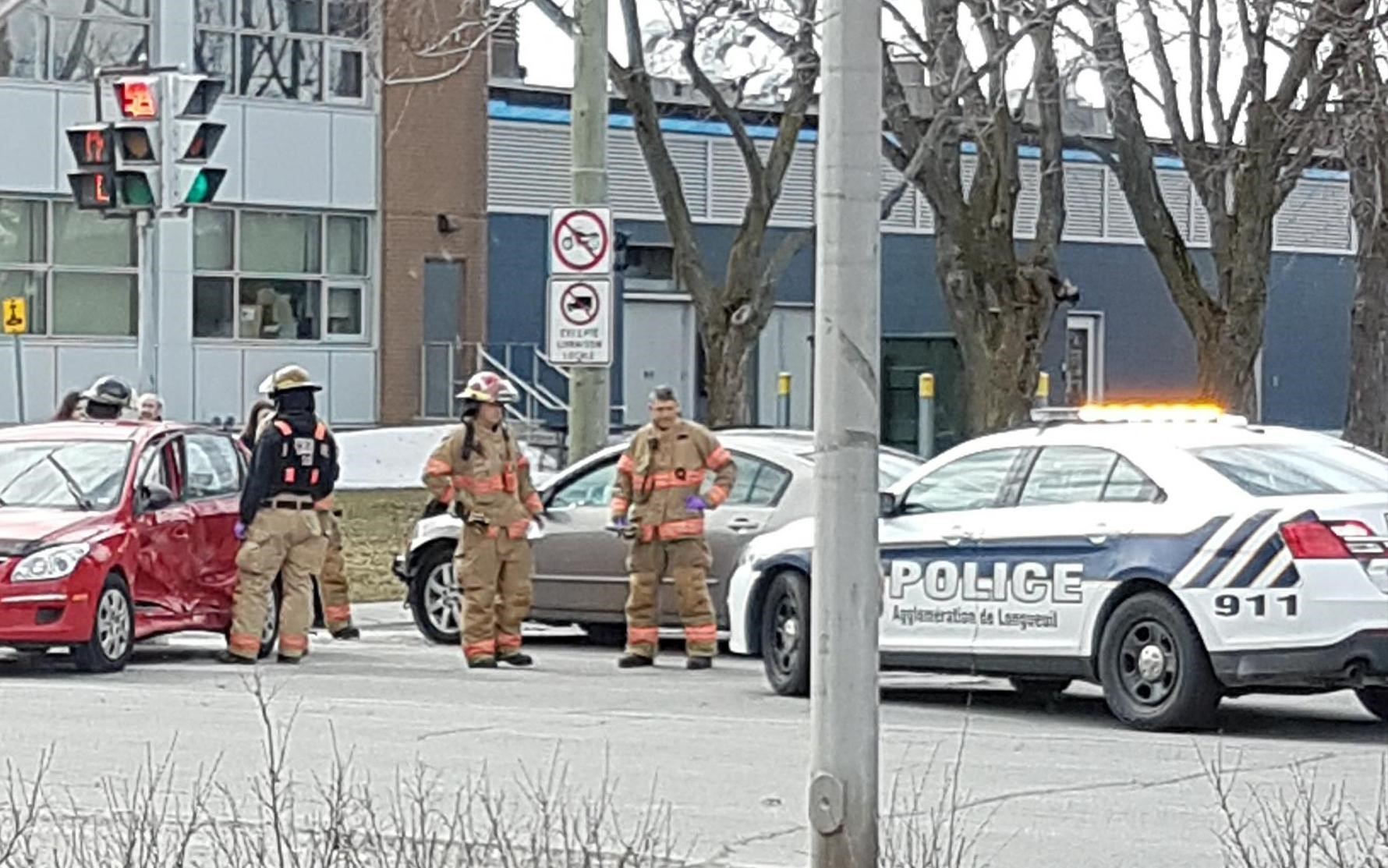 Une collision à l&rsquo;intersection Curé-Poirier et Jean-Béliveau fait un blessé