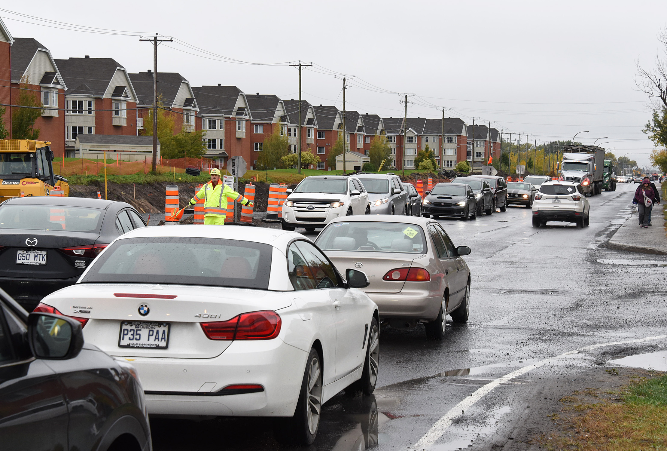 Trafic sur Grande-Allée: les travaux causent des bouchons «interminables»
