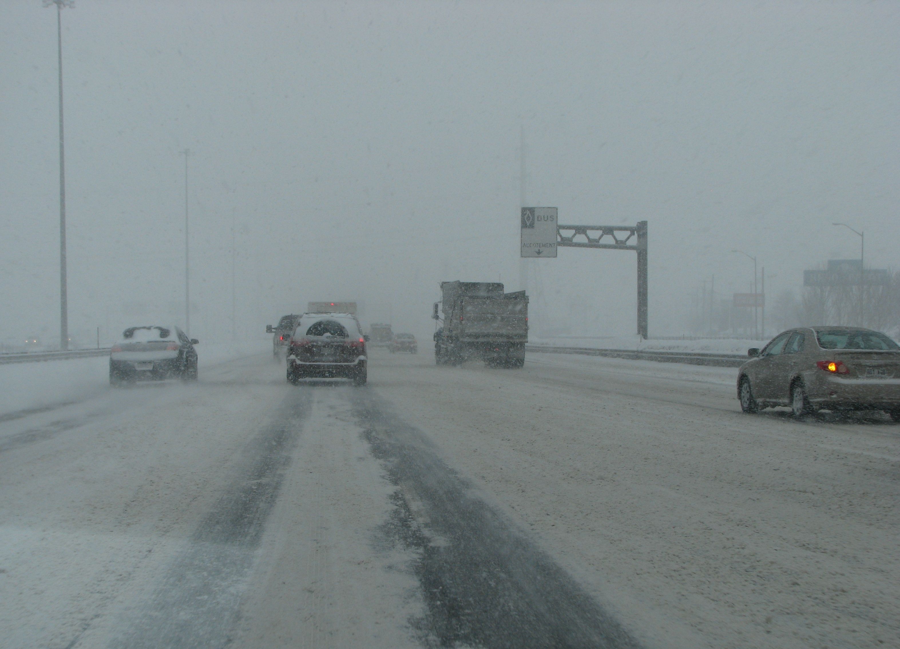 Pluie, neige, grésil… une tempête s&rsquo;abat sur le Québec