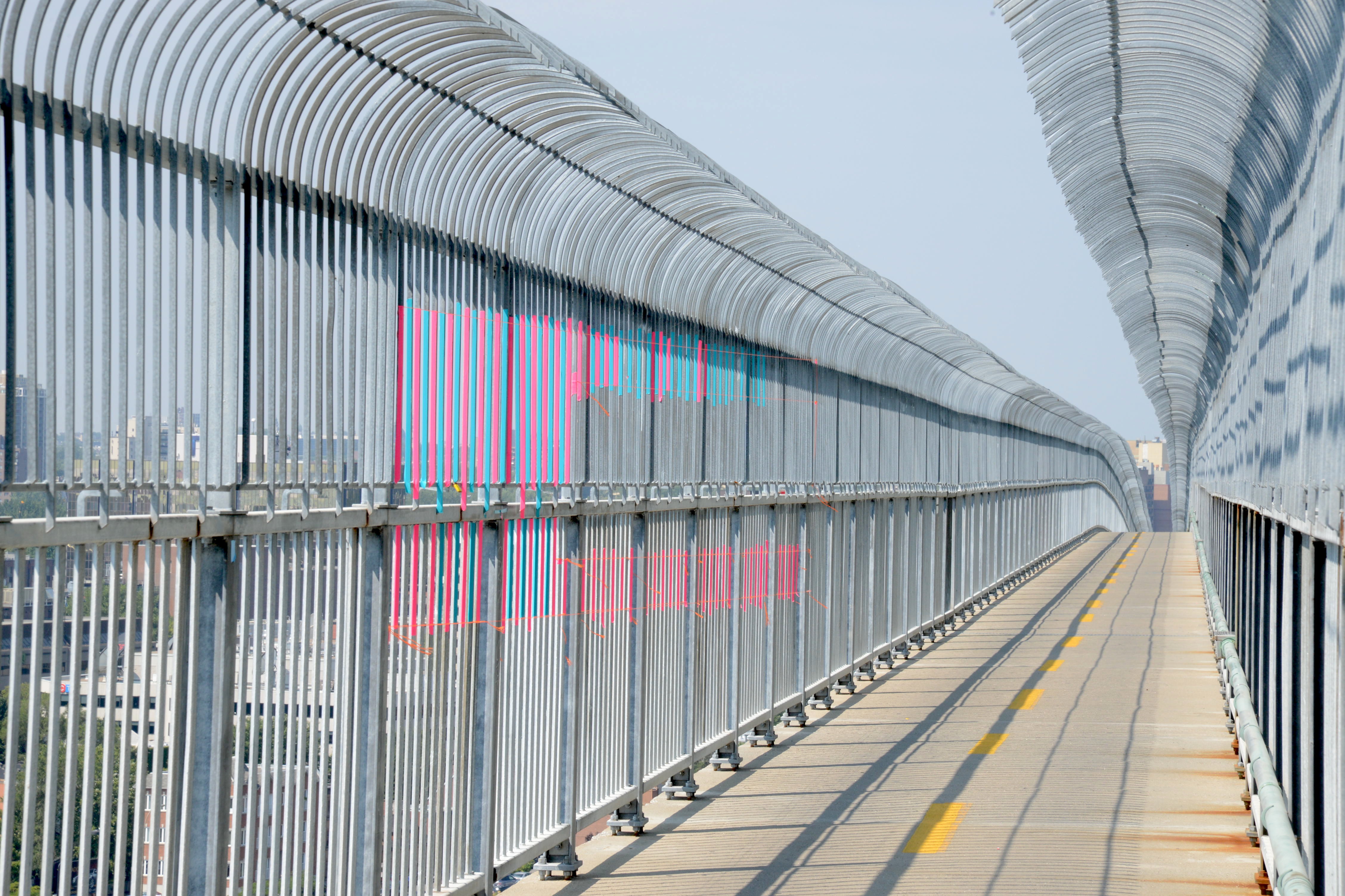 Le nouveau pont aura sa barrière anti-suicide
