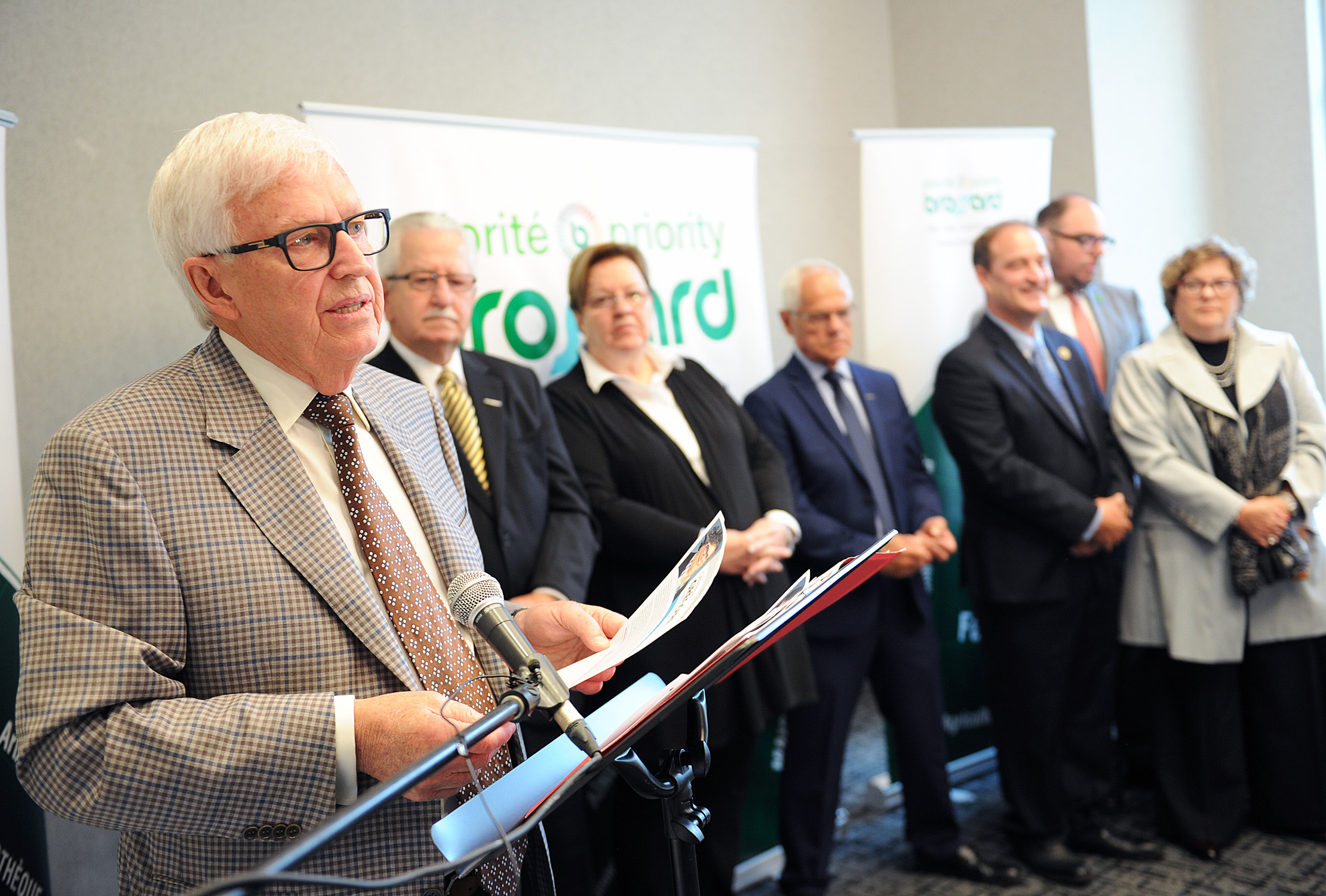 Achat de meubles italiens: Paul Leduc n’a pas menti, tranche la CMQ