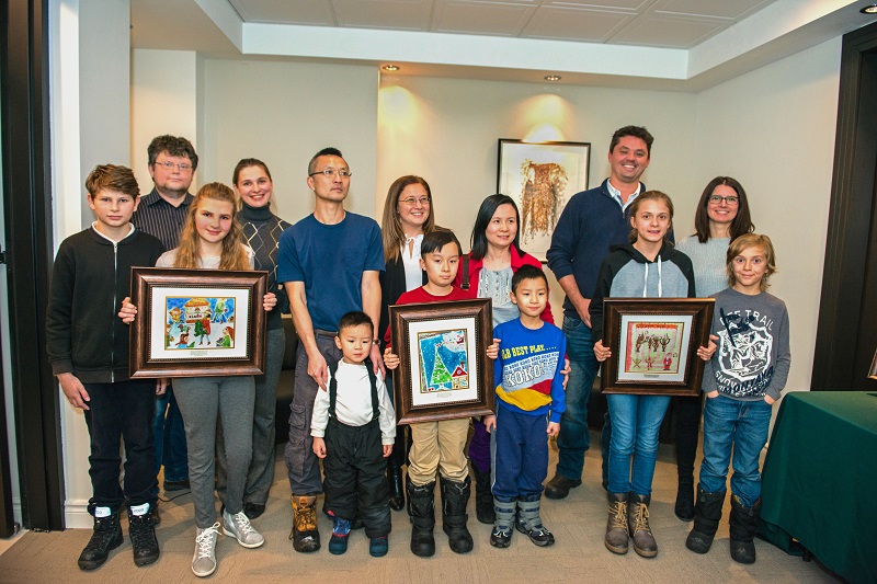 Les œuvres de quatre petits artistes ornent les cartes de Noël de la Ville de Brossard
