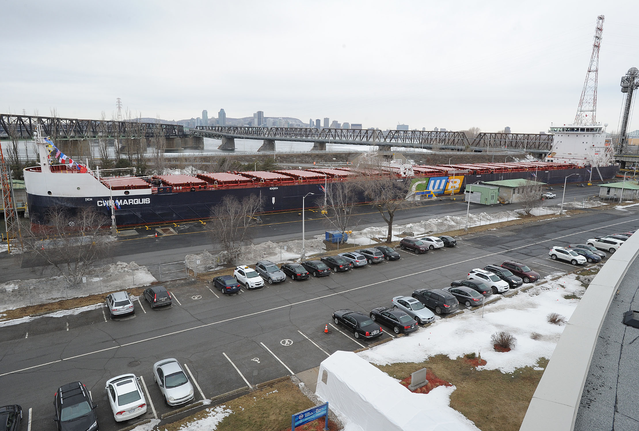 Exportation: une entreprise de Saint-Hubert innove grâce au groupage maritime congelé