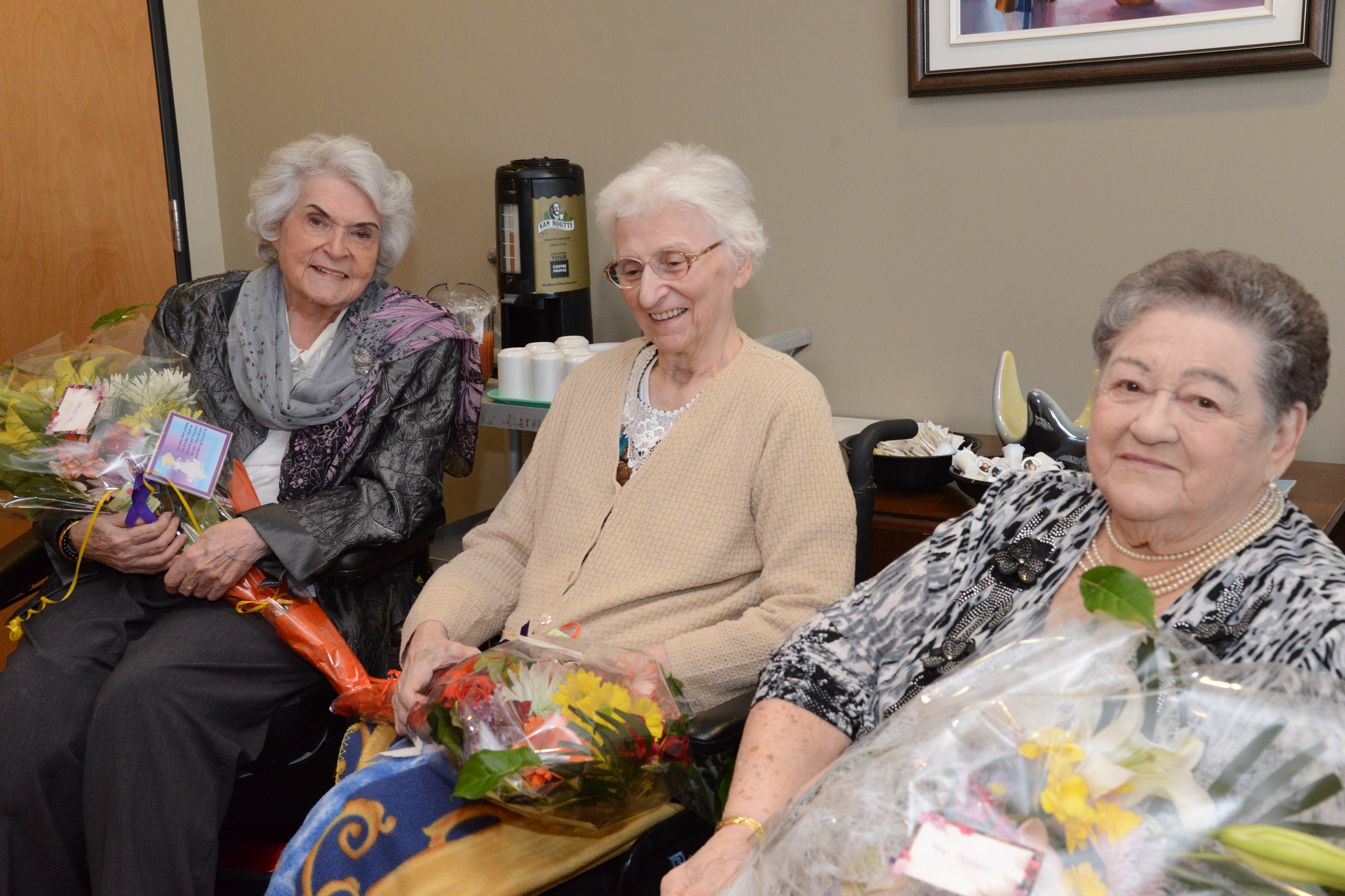 Des « sœurs de cœur » se retrouvent après 73 ans