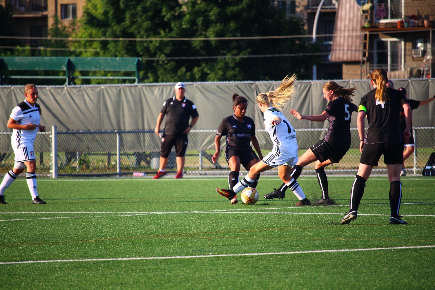 Le FC Sélect mise sur le développement des joueuses de la Rive-Sud
