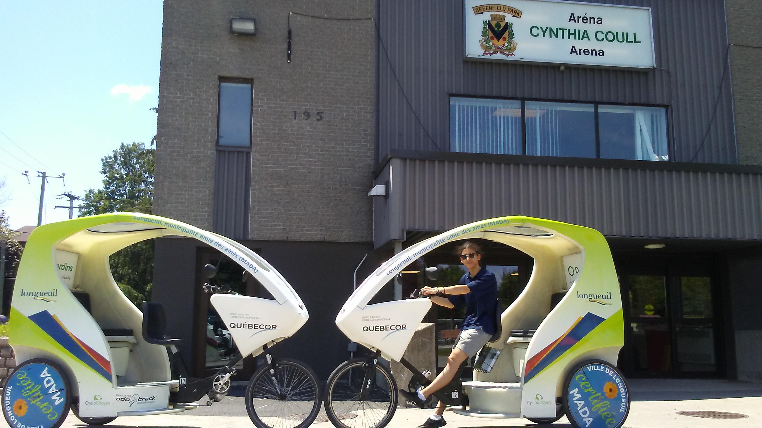 Deux triporteurs d’Un vélo une ville à la disposition des aînés de Longueuil