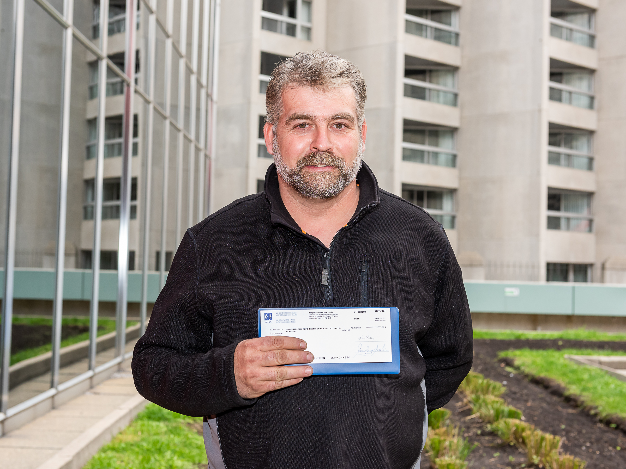 Il ne croyait pas avoir gagné autant à la loterie