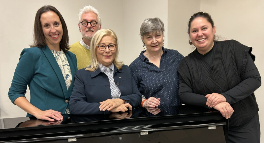 Vanessa L.-Longpré, Pierre Vachon, Dominique Tremblay, Dre Catherine Prady, et Myriam Leblanc (Photo : gracieuseté)