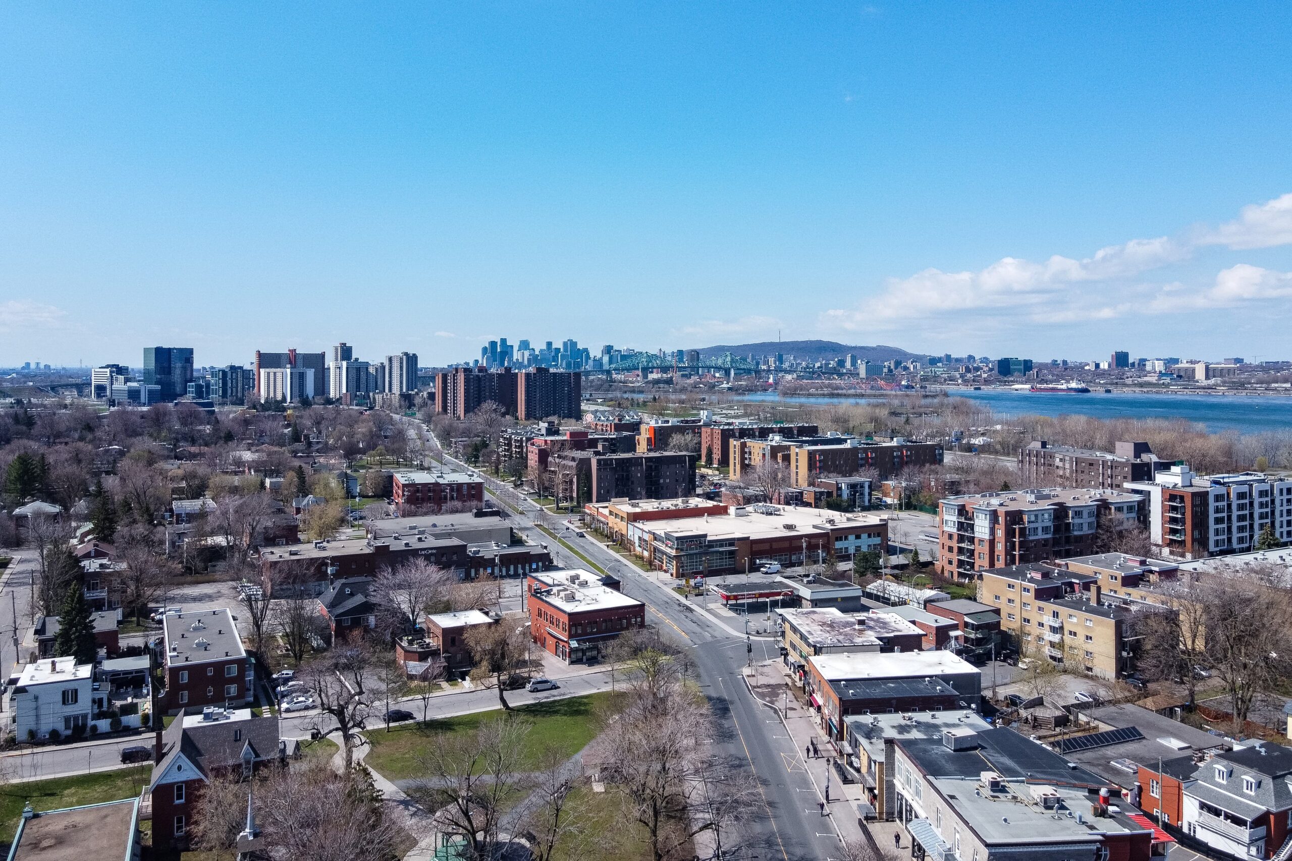 Les défusions ont 20 ans : Longueuil tournée vers lavenir - Journal Le Courrier du sud