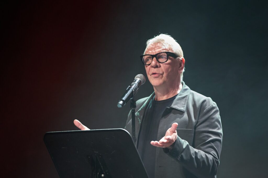 Marc Labrèche, électron libre