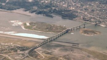 Dans le rétroviseur: la Terre vue des airs, ou comment l’humain change le paysage