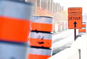 Travaux d&rsquo;asphaltage sur le boul. Taschereau à Brossard