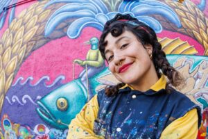 Une nouvelle murale colorée et surréelle sur le chemin de Chambly