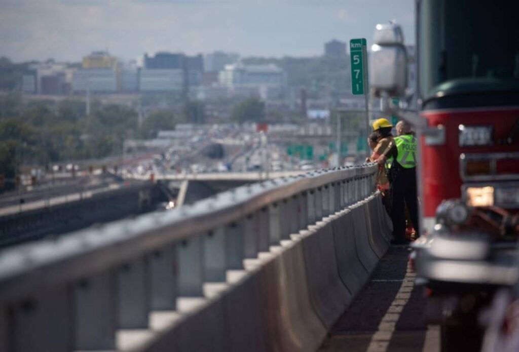Pont Samuel-De Champlain : nouvelle demande de murets pour réduire le risque de suicides
