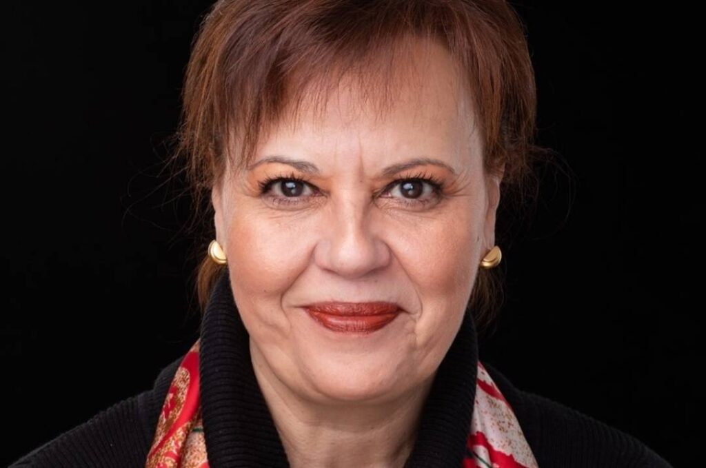 Chefferie du Parti libéral du Canada : Alexandra Mendès appuie Chrystia Freeland