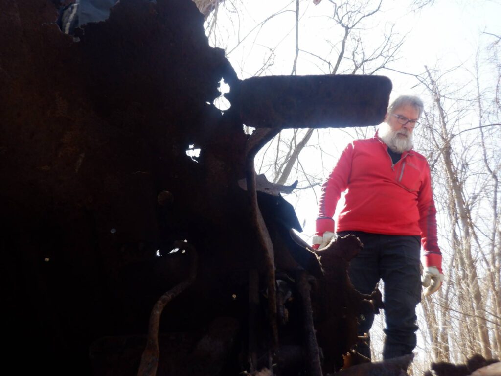 Environnement : une Mercury Comet dans la rivière La Tortue