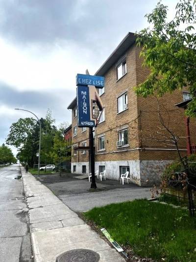 Chez Lise : les immeubles mis en vente, 130 résidents menacés