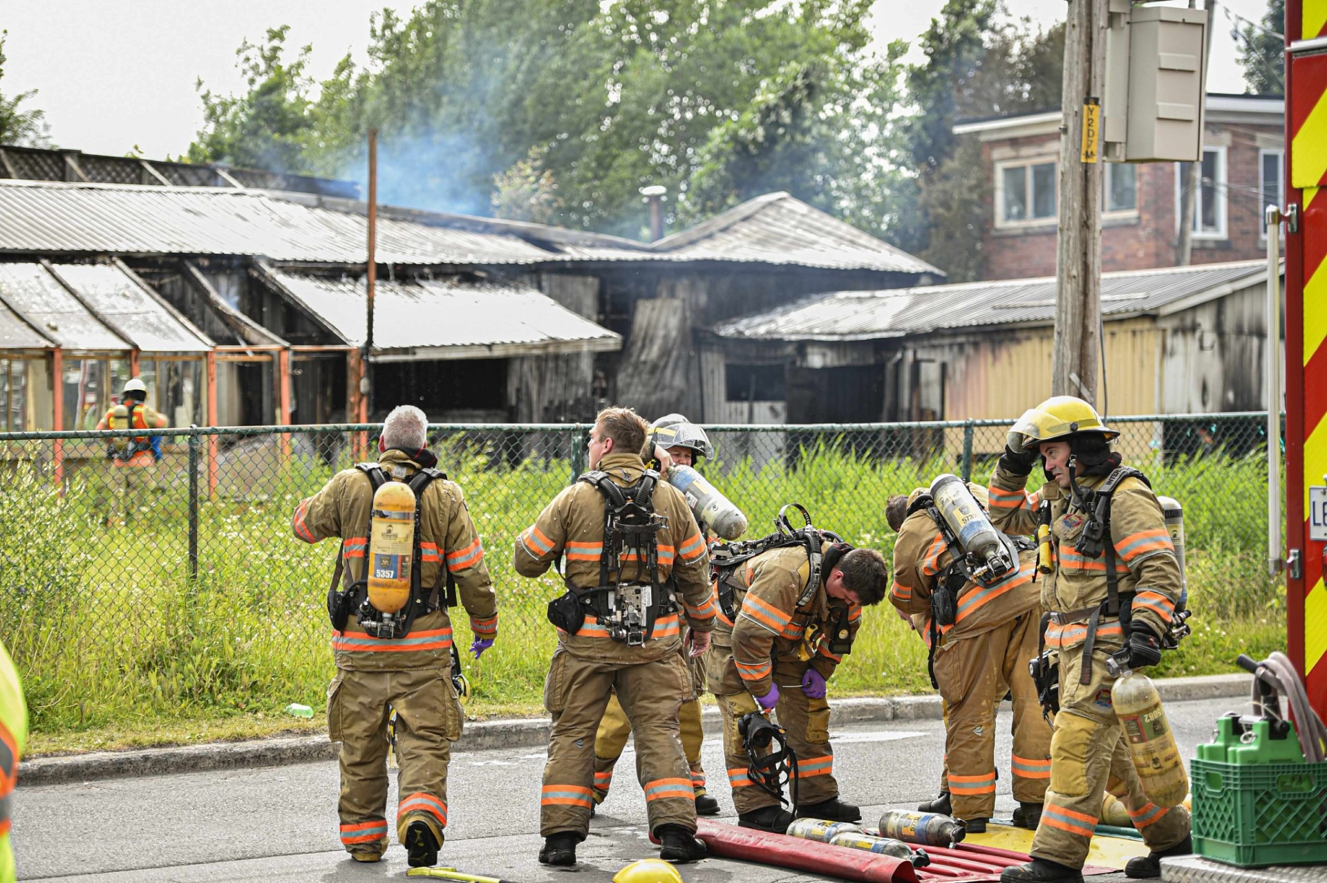 Longueuil : un ancien centre de jardin passe au feu