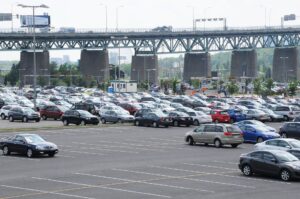 Métro Longueuil : des centaines de places de stationnement bientôt fermées