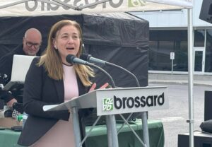 Soirée partisane à Brossard : les conseillers indépendants demandent la démission de Doreen Assaad