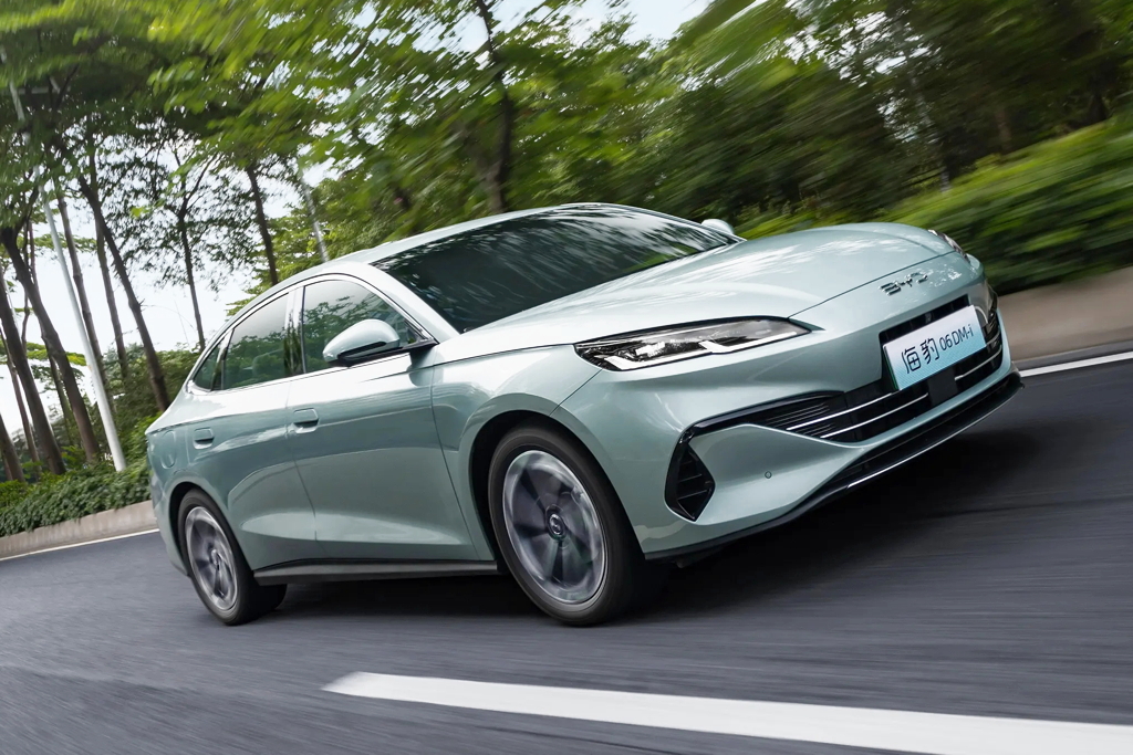 La Chine utilise les tarifs de Trump pour séduire l’Europe (et le Canada?)