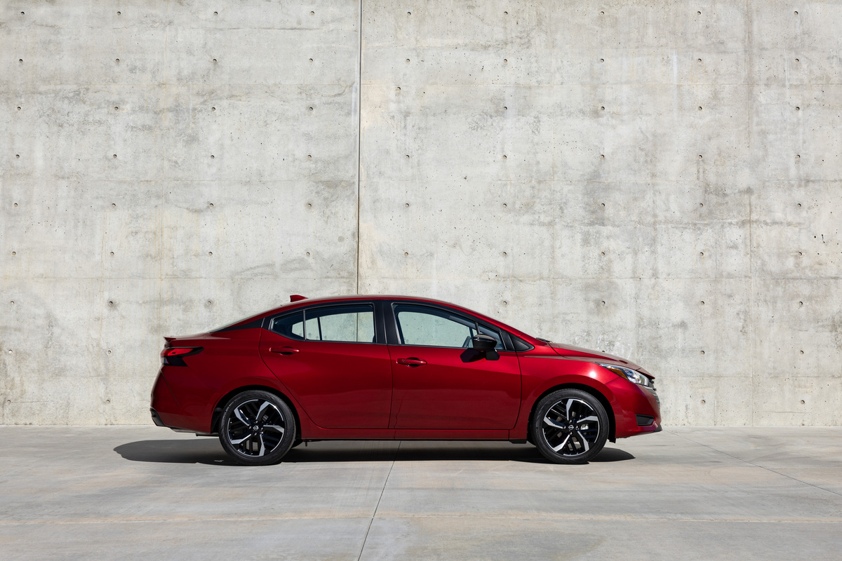 Combien consomme la Nissan Versa 2025 ?