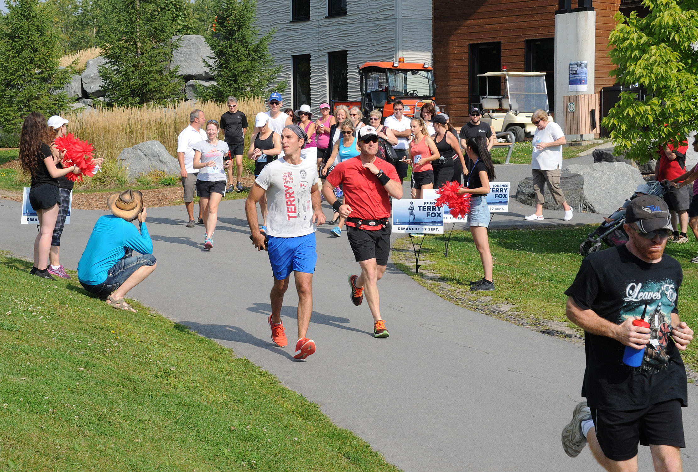 1000$ remis à la Fondation Terry Fox