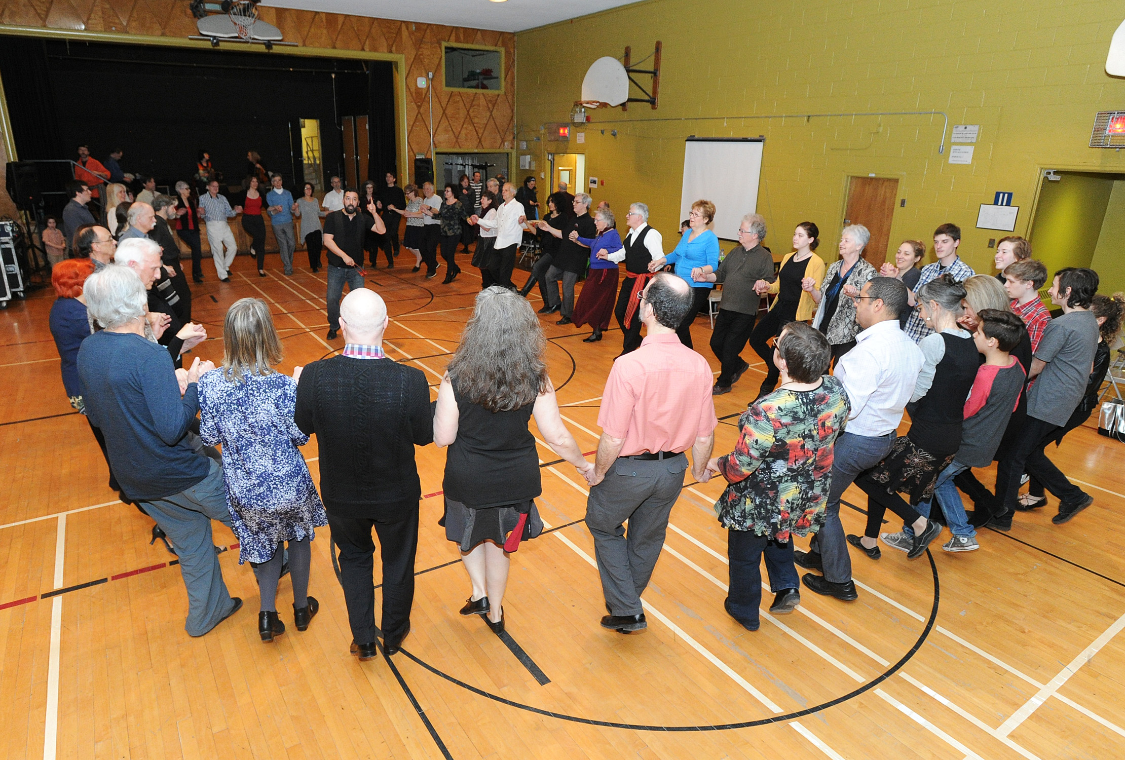 Veillées Pattes et Patrimoine de Longueuil: la danse folklorique fait rayonner le Québec