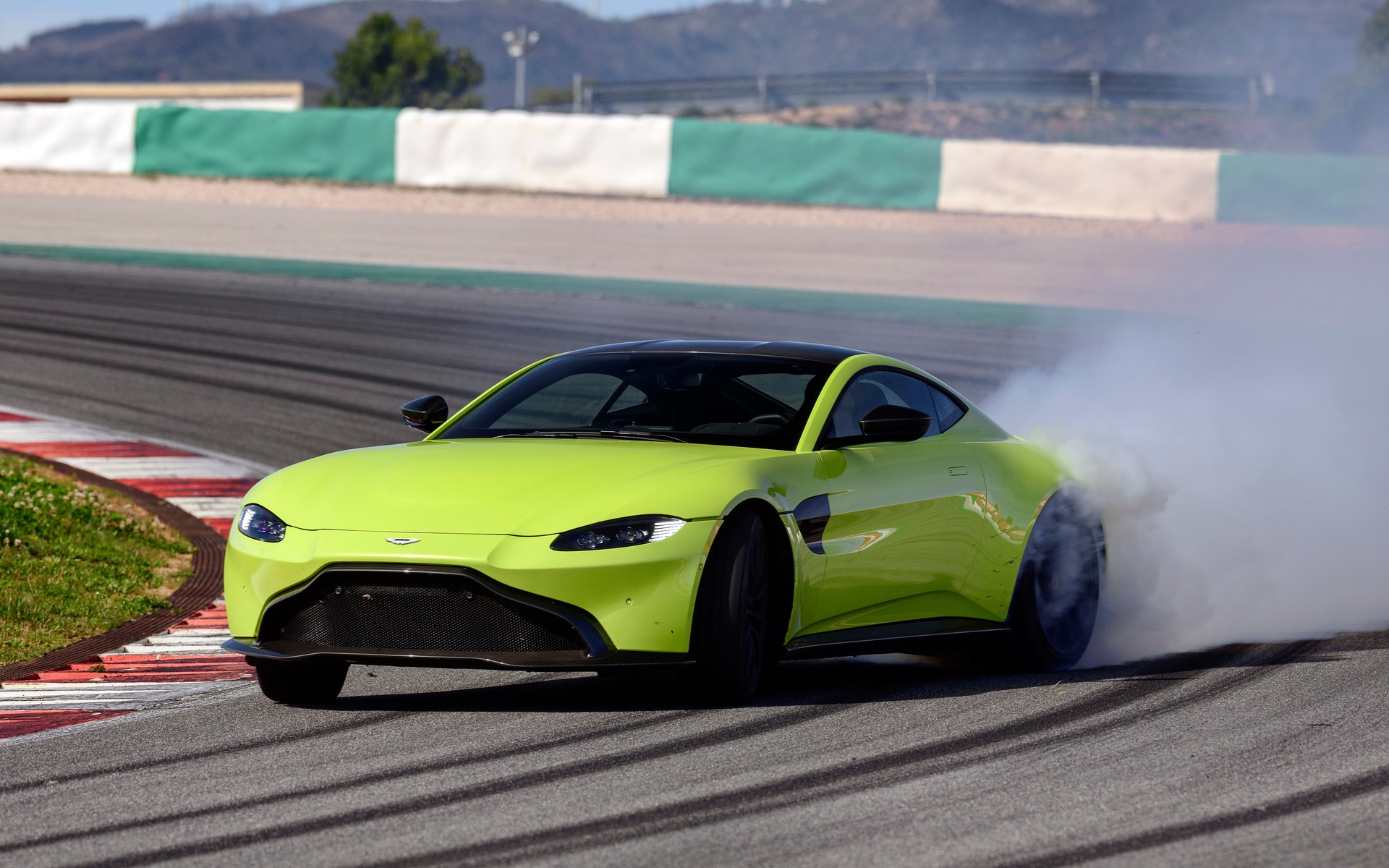 Obtenir le prestige d’Aston Martin à l’ère de la consommation responsable