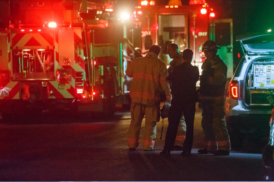 Un important incendie fait un blessé à Longueuil