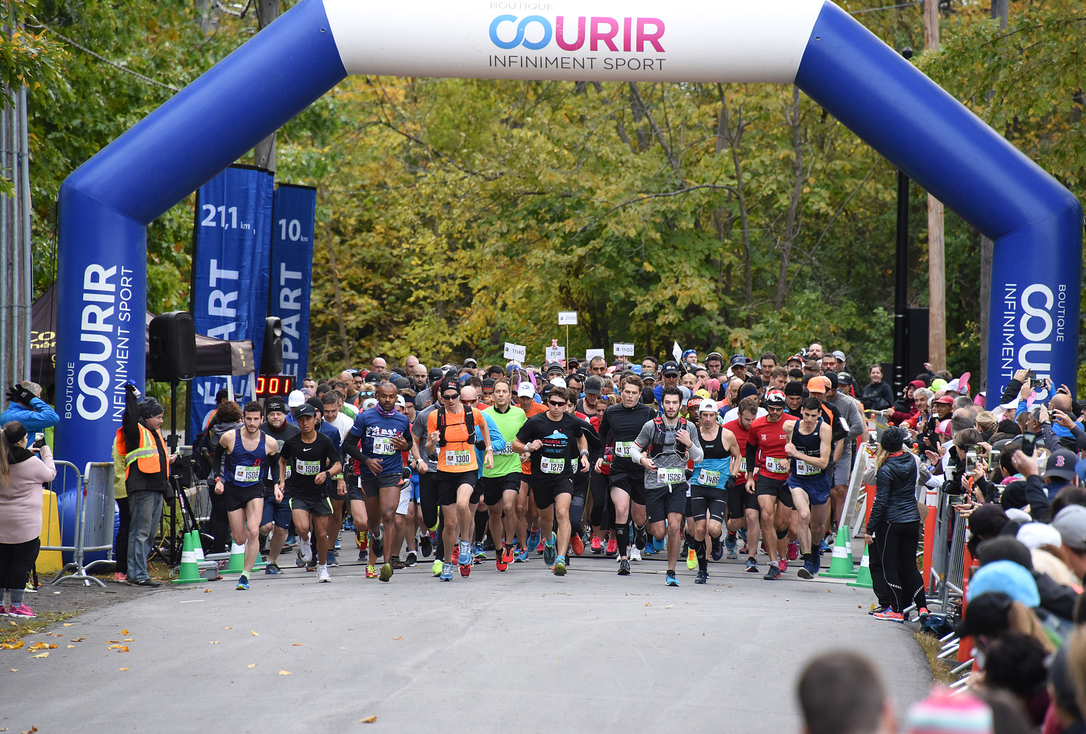 Près de 1200 coureurs ont pris part au Demi-marathon de Longueuil