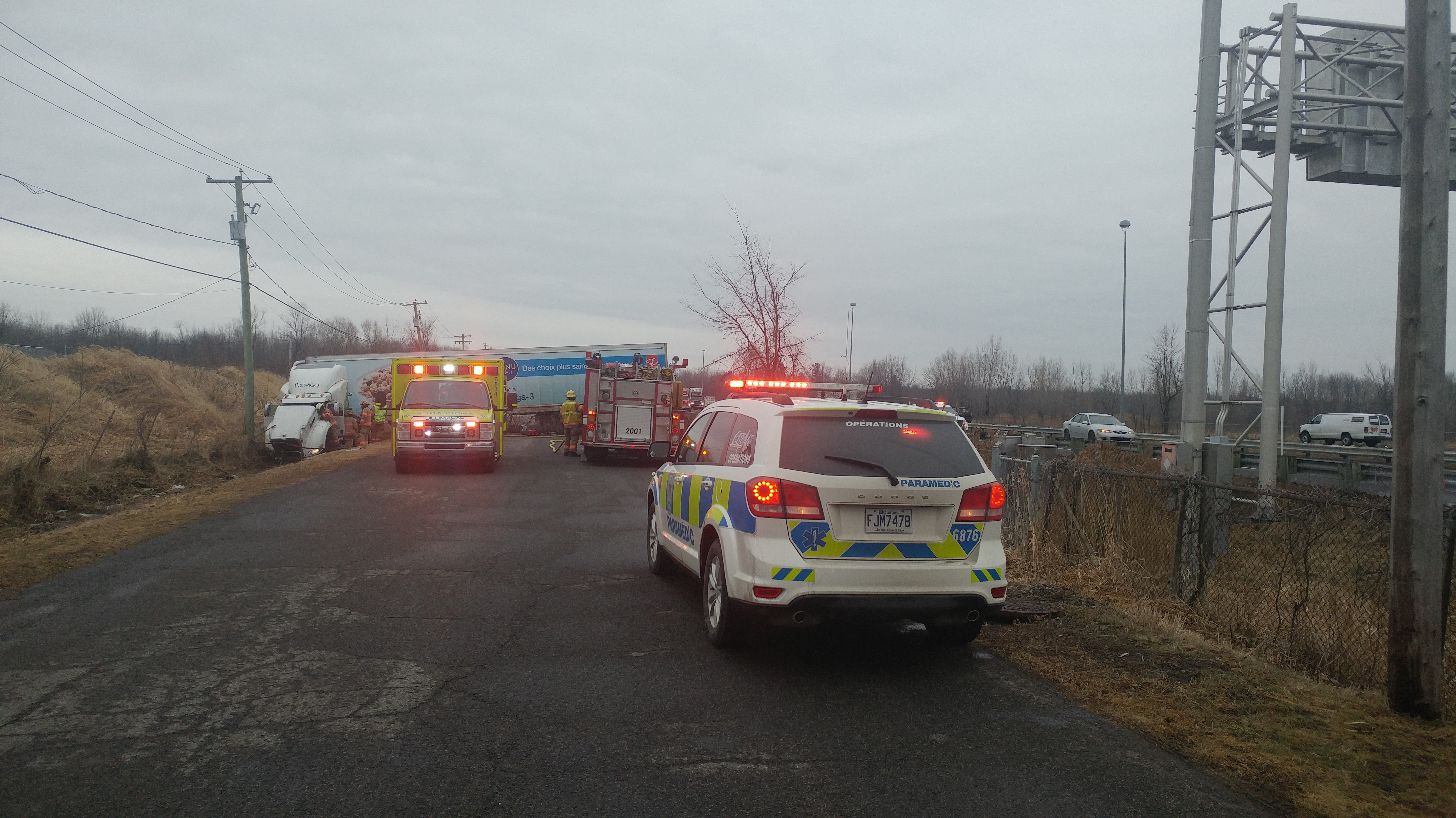 Spectaculaire sortie de route sur l&rsquo;autoroute 10