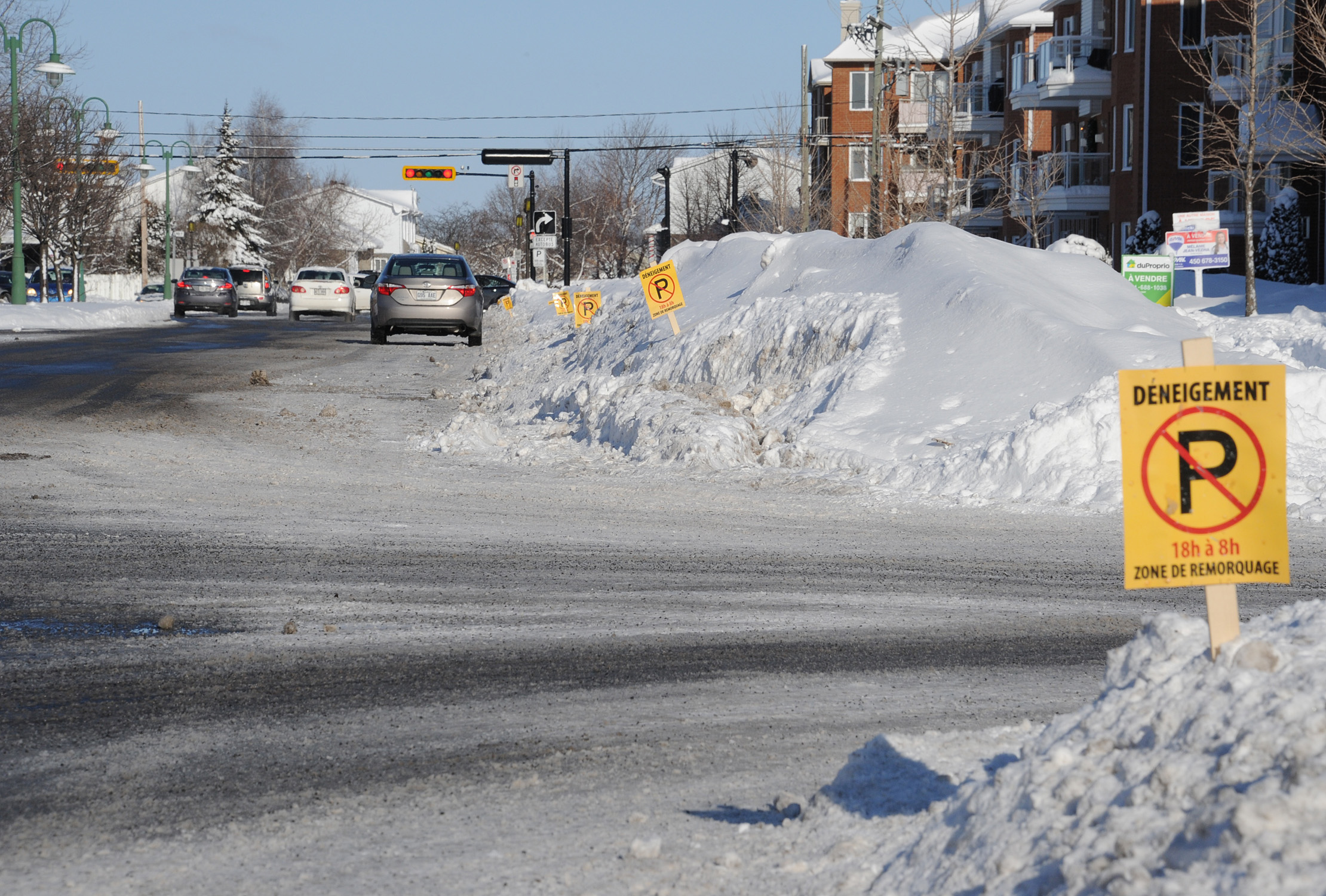 Stationnement hivernal: Brossard offre plusieurs moyens de s’informer
