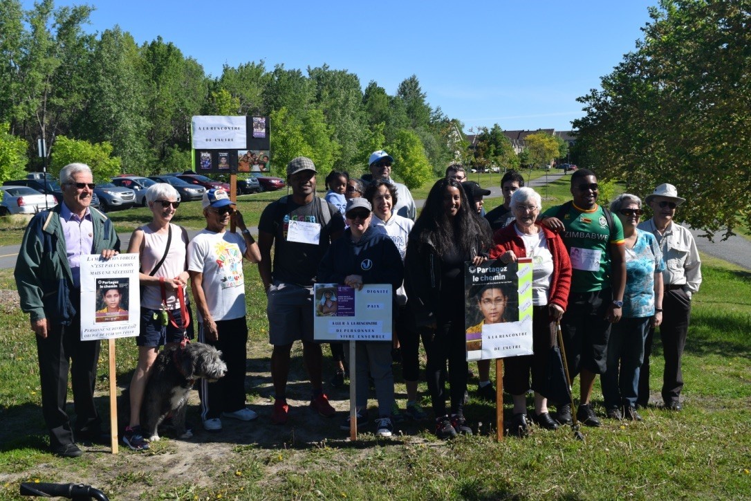 Des marcheurs solidaires à Saint-Hubert